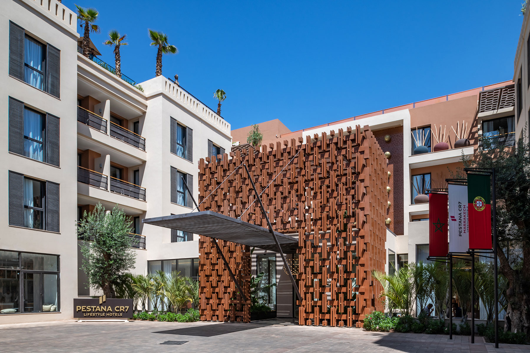 M-Avenue-Hotel-Pastana-Cristiano-Ronaldo-898 M-Avenue-Hotel-Pastana-Cristiano-Ronaldo-898