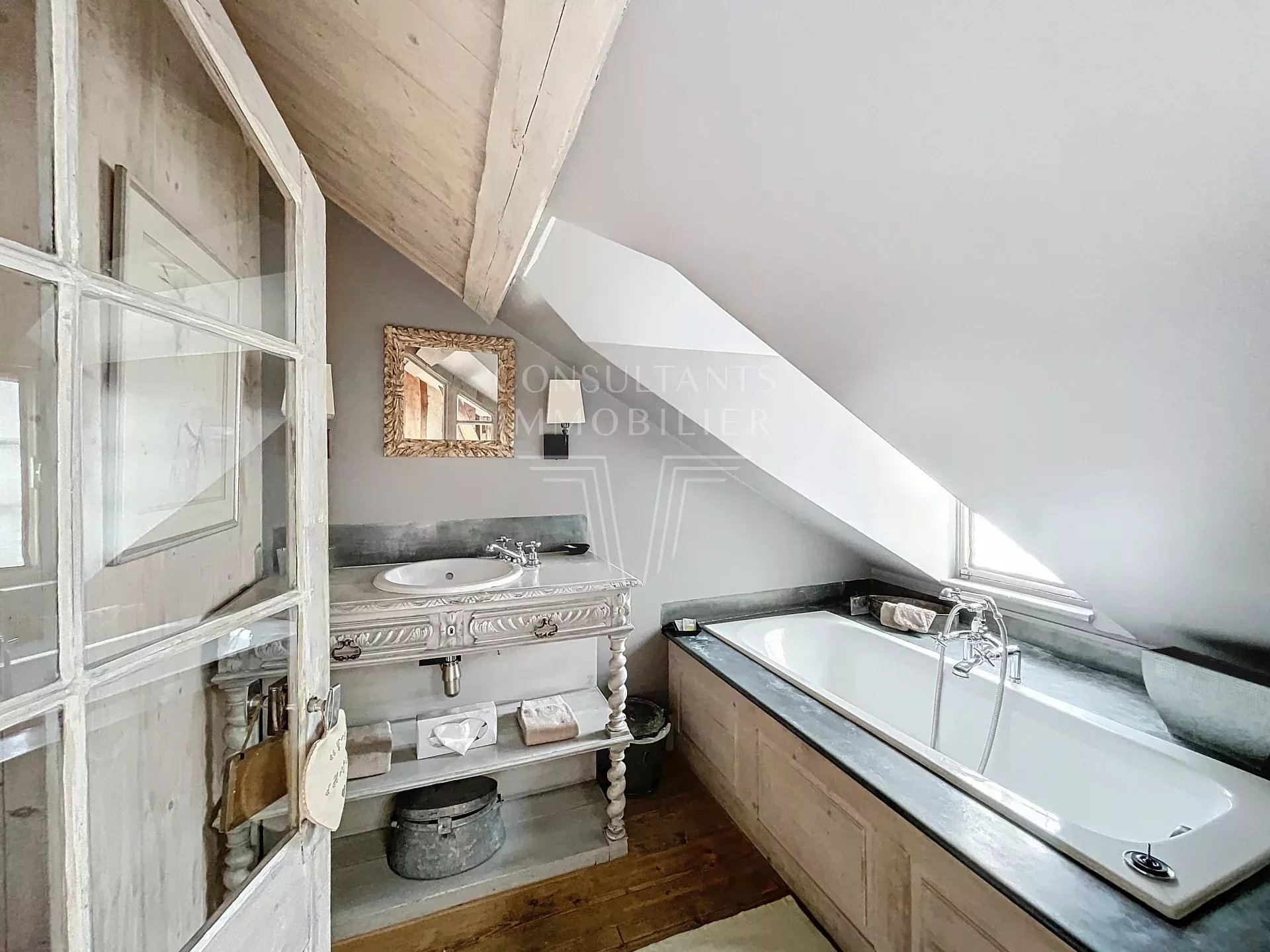 1d4b212ad3f44198fbdc5a03d1ba00cb_1d5b3cc353_1920